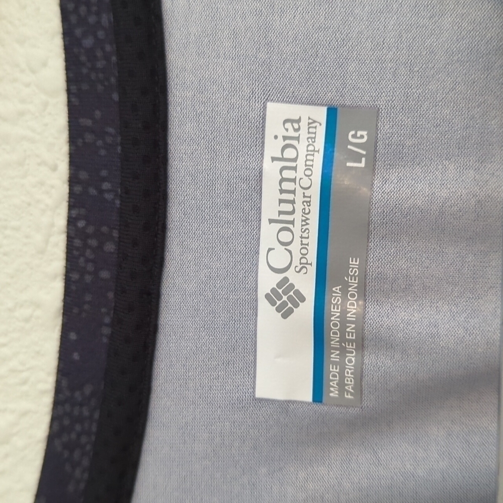 Columbia Long Sleeve Omni Wick Top Back Twist Detail Size Large - Picture 10 of 11